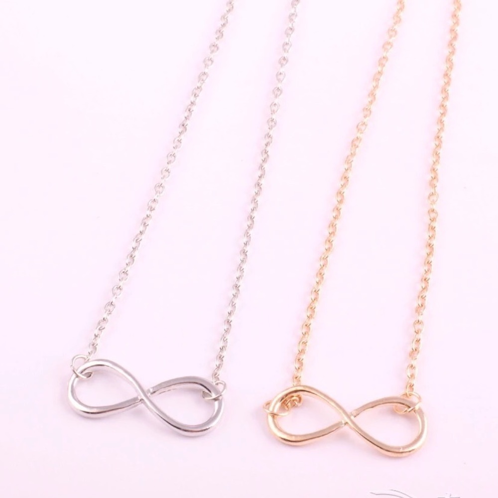 ❤️ Infinity necklace.